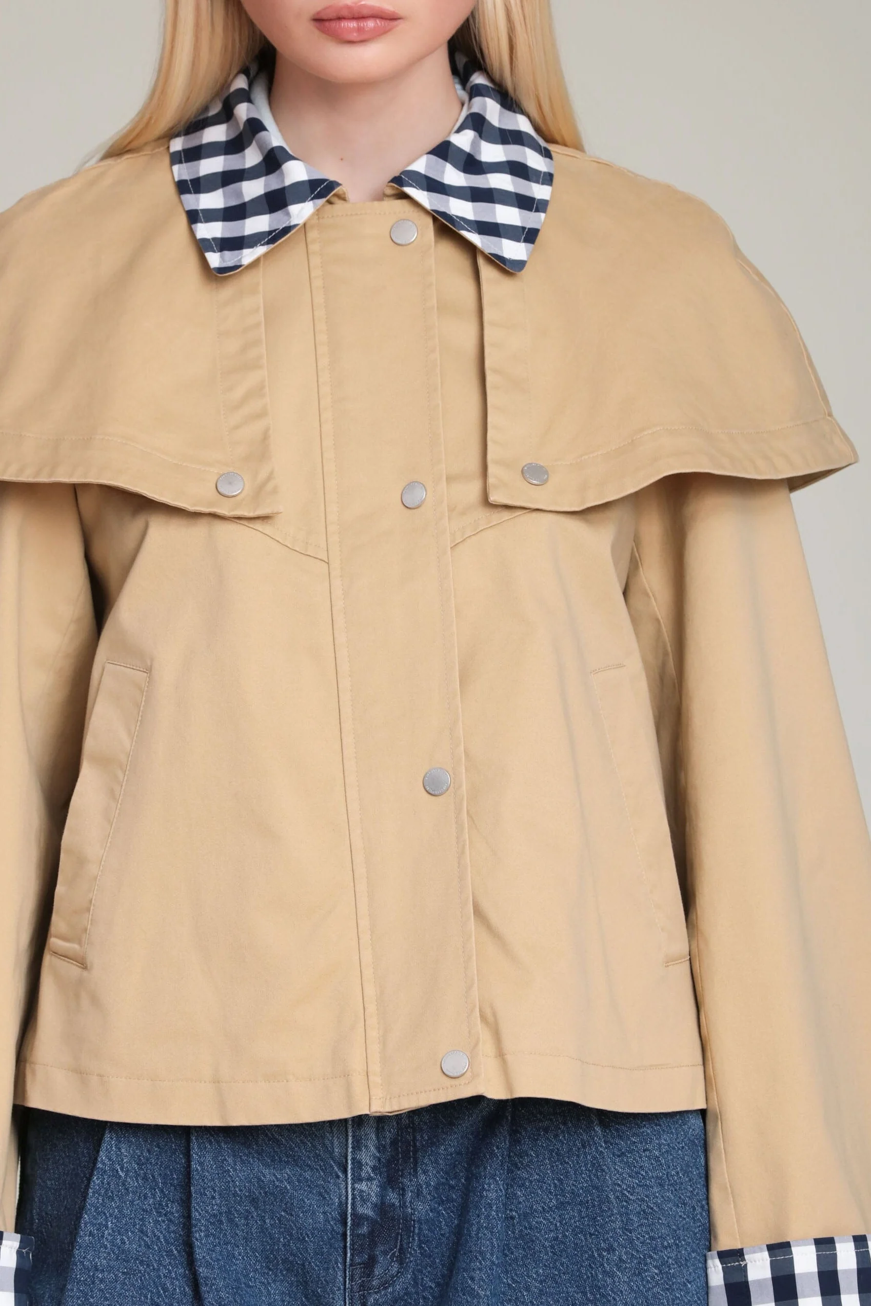 Gingham Trim Cotton Cape Jacket - Image 7