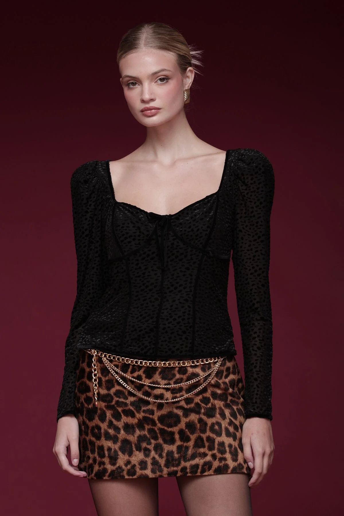 Textured Velvet Sweetheart Top - Image 3