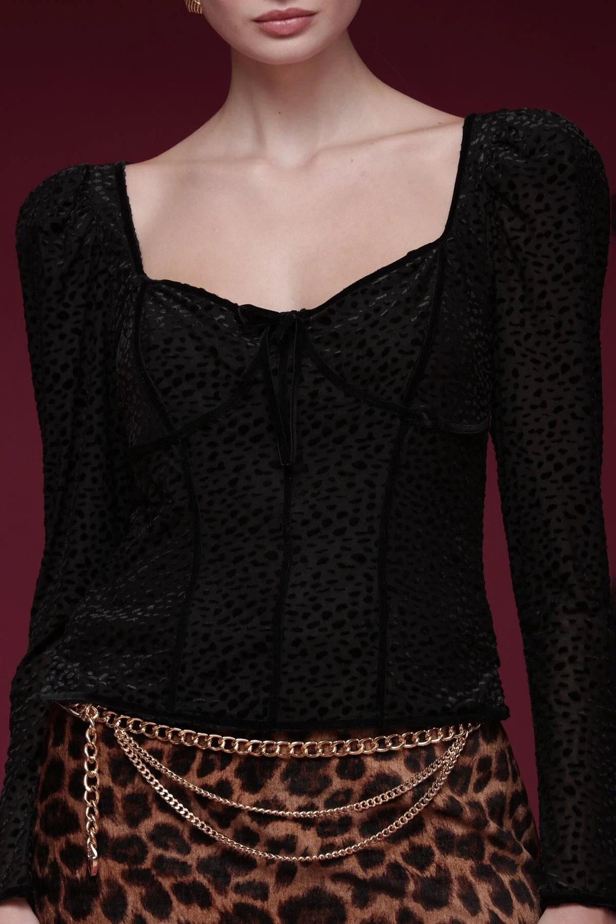 Textured Velvet Sweetheart Top - Image 6