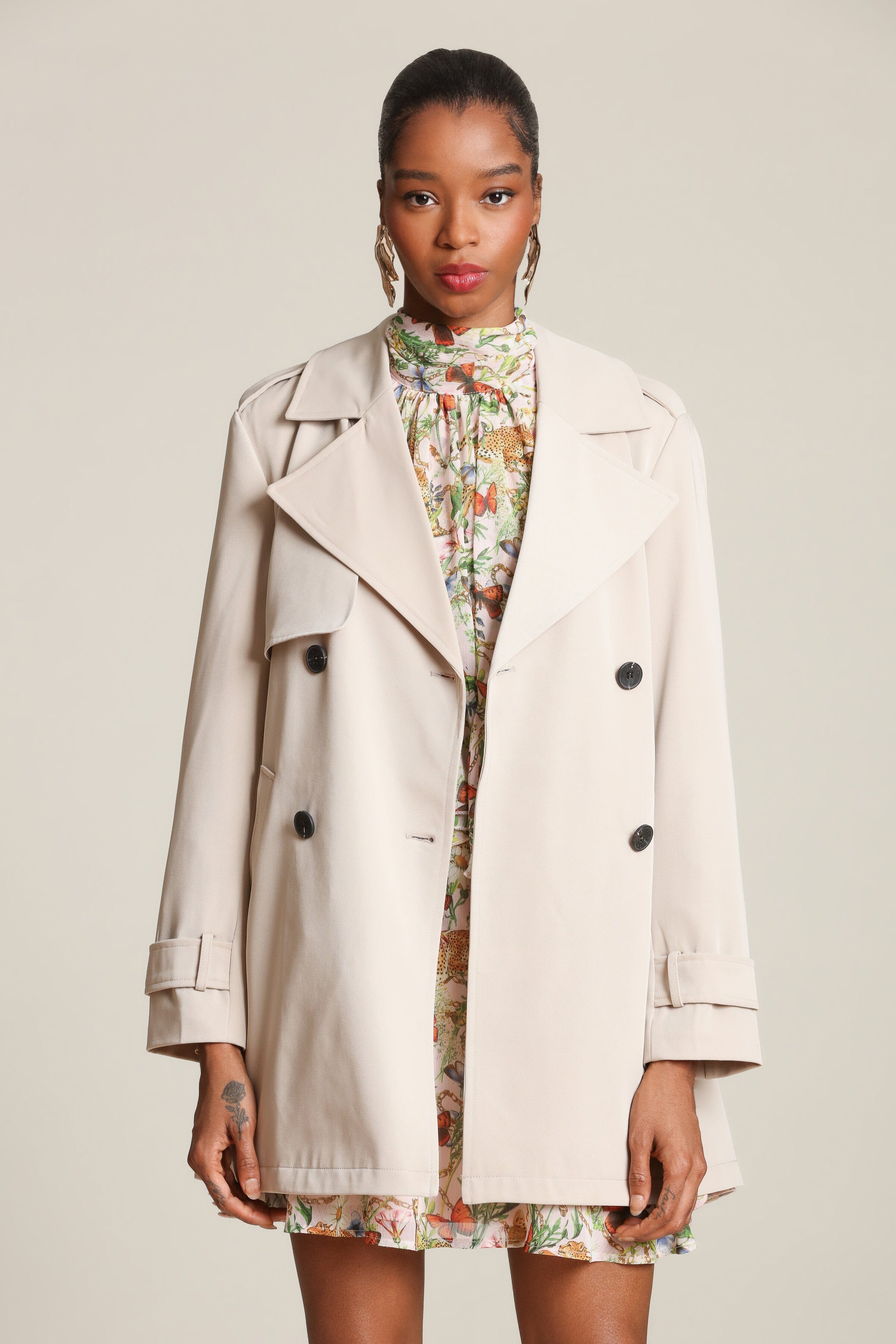Lightweight Belted Trench Coat - Image 4